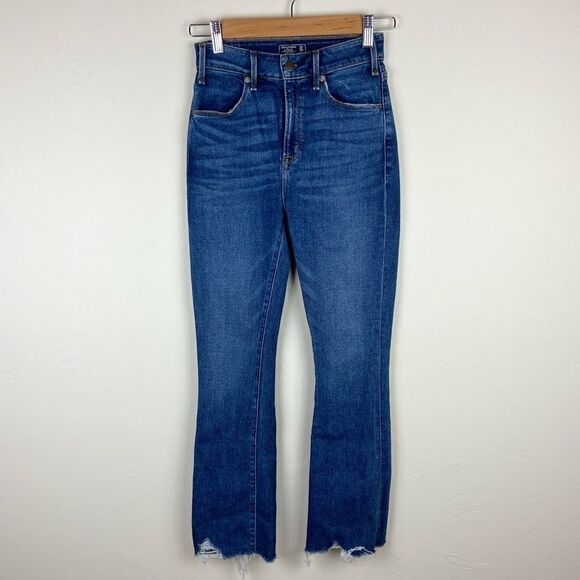 Abercrombie & Fitch High-Rise Ankle Flare Jeans - Frayed Hem - Picture 2 of 8